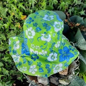 Faded Glory junior girl summer cotton bucket hat reversible like new 60s floral